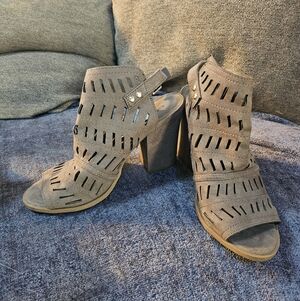 Christian Siriano Tan Cutout Heeled Sandals